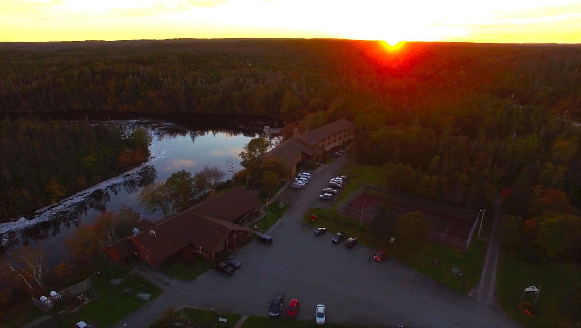 Liscombe Lodge Resort & Conference Center Exterior foto